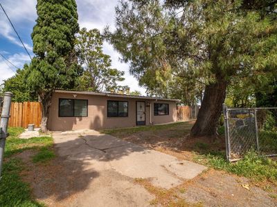 2727 E Harding Way, Stockton, CA, 95205
