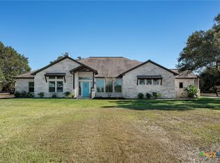 437 Bischoff Rd, Inez, TX 77968