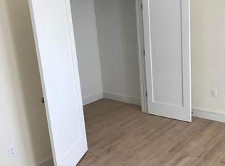 885 Beacon St, Boston, MA 02215