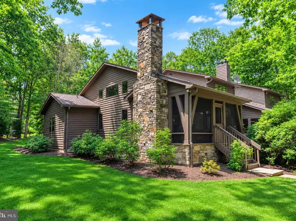 255 Thornberry Rd, Oakland, MD 21550