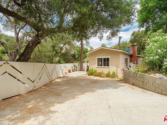 5th image of 360 N Topanga Canyon Blvd