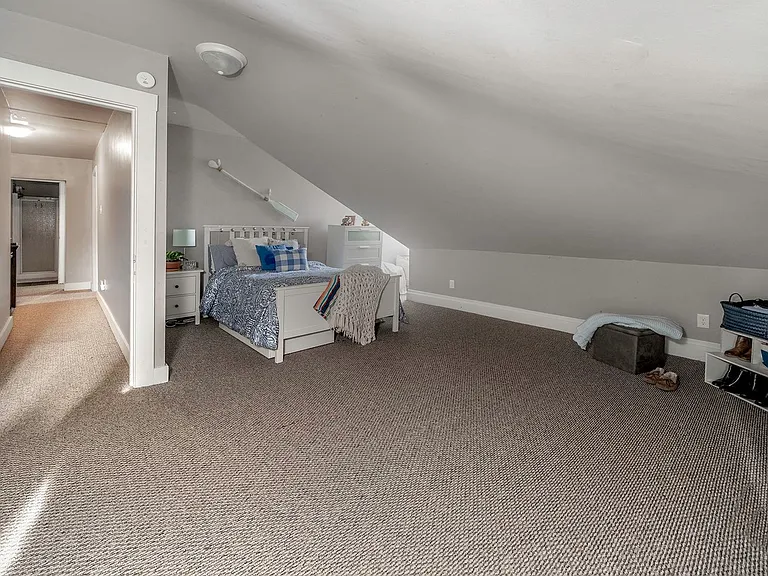 2353 Sidney Street — Photo 13