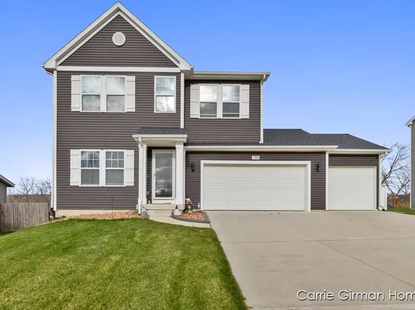 7393 Brown Fox St, Zeeland, MI 49464