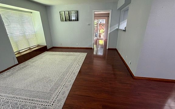 3rd image of 4239 McKinney Ave APT 101