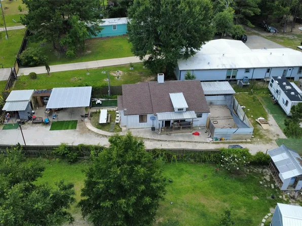 32 County Road 3405, Cleveland, TX 77327