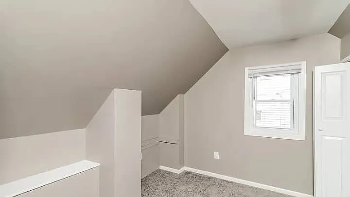 Coral Dr — Photo 4