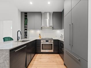 3131 Murray St #621, Pt Moody, BC V3H 1X1