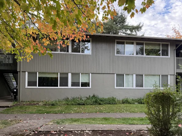1735 Cleveland Pl, Eugene, OR 97402