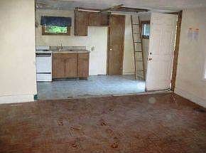 2nd image of 50 Chittenden Rd