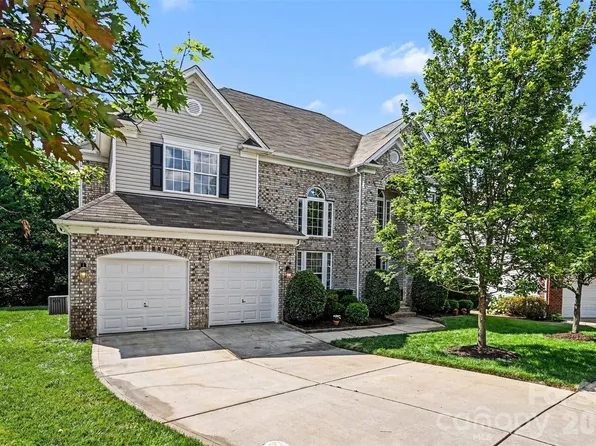 3124 Grandeur Rd, Charlotte, NC 28269