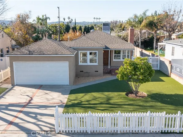 19952 Archwood St, Winnetka, CA 91306