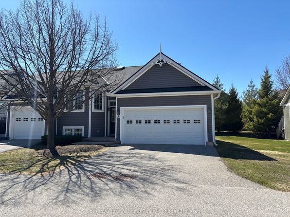 64 Green Briar Dr, Collingwood, ON L9Y 5J2