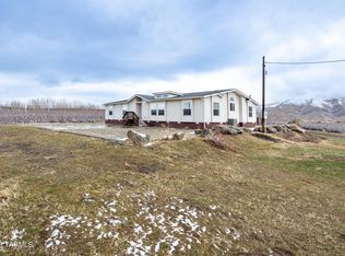 1131 Schraeder Rd, Tieton, WA 98947
