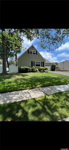 17 Gaylore Drive W, Amityville, NY, 11701