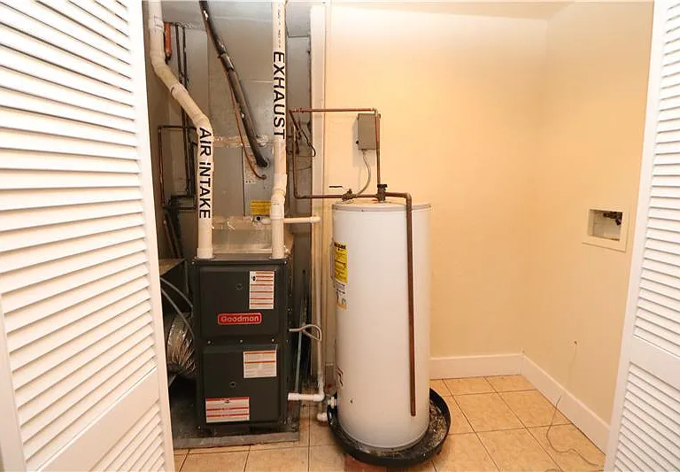 14 Estella St #1 — Photo 11
