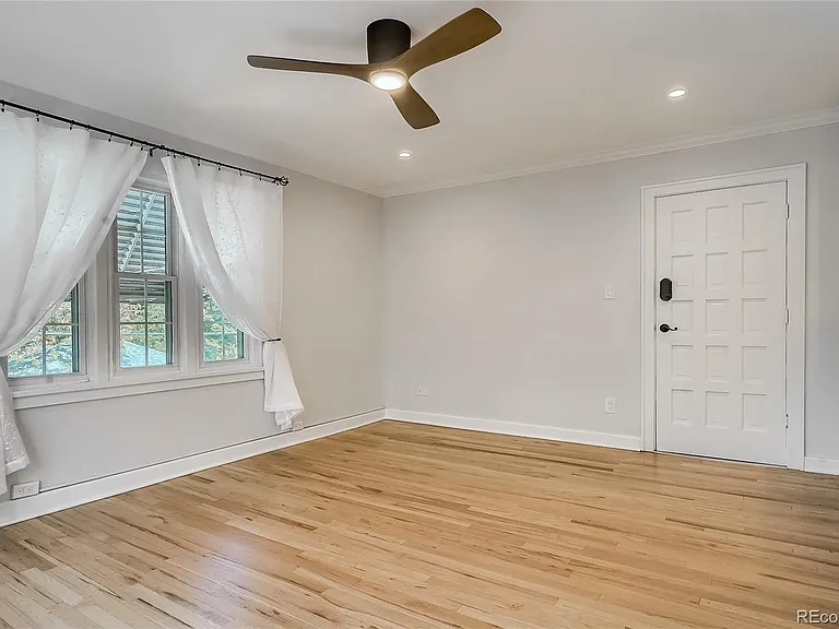 955 N Washington St #7 — Photo 10
