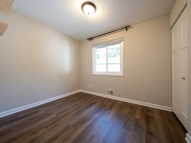 2701 Upland Ct N — Photo 13