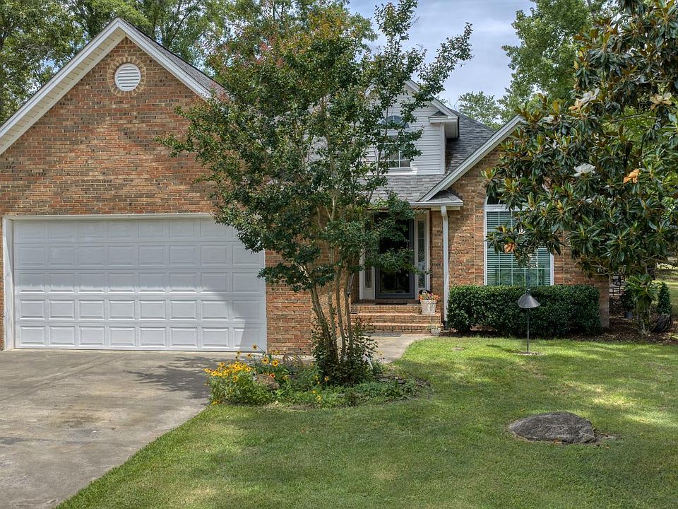 1st image of 256 Ridge Lake Dr