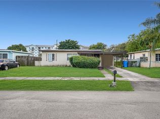 3740 SW 40th St, West Park, FL 33023