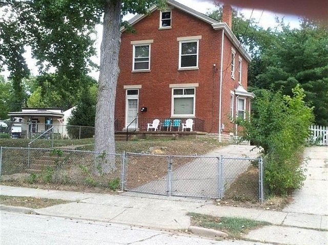 1st image of 330 Crestline Ave