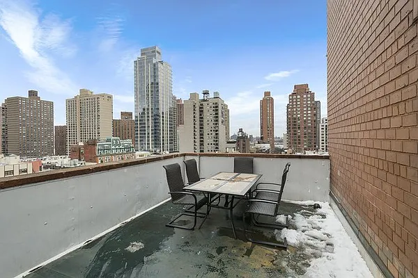 Rented by Town Residential | media 25