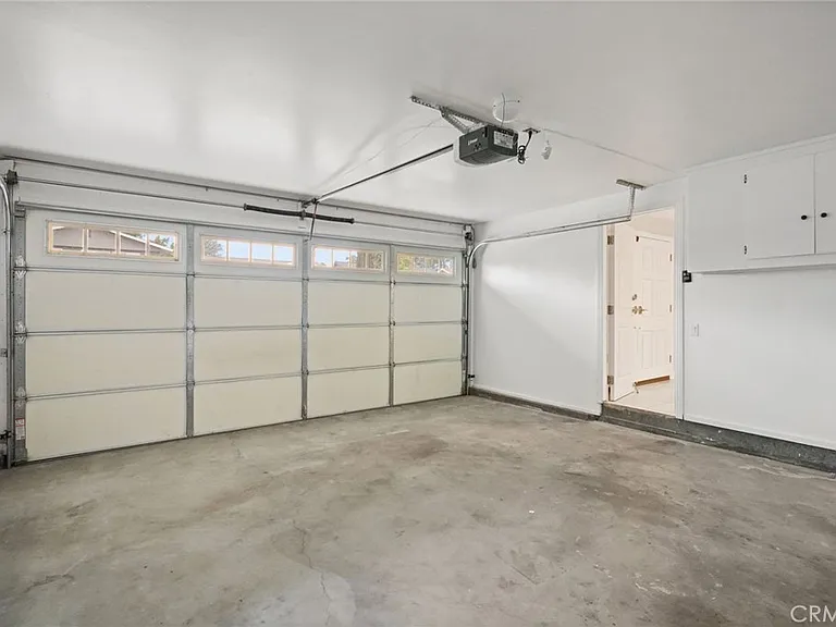 6215 Hesperia Ave — Photo 28