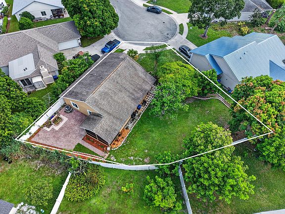 2nd image of 166 RAINTREE