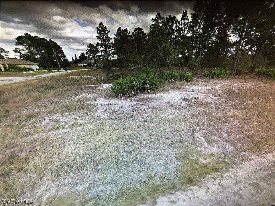 2nd image of 303 Dill Ave