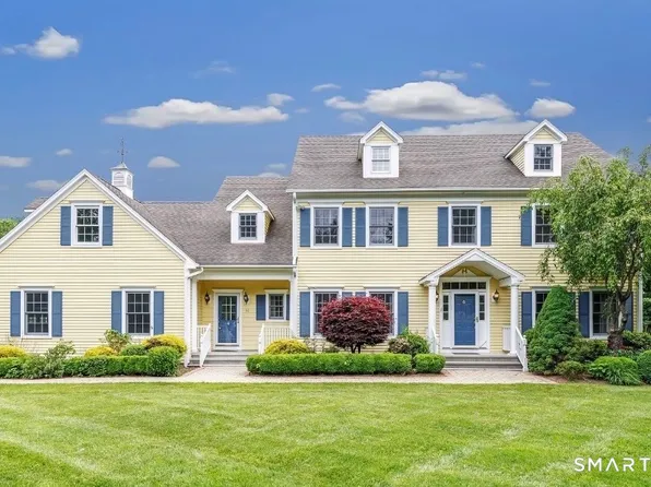 16 Blue Spruce Lane, Monroe, CT 06468
