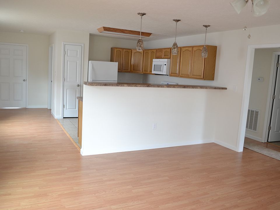1st image of 617 Radford Pl
