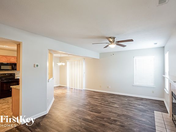 3rd image of 10968 Cedar Pine Dr