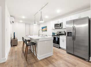 214 Vine, Philadelphia, PA 19106