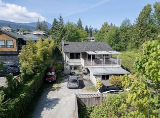 710 Gibsons Way, Gibsons, BC V0N 1V9