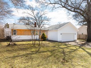 444 W Chadwick Dr, Muskegon, MI 49445