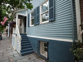 95 Liberty St, Newburgh, NY