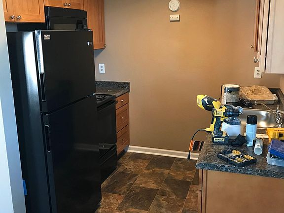 2nd image of 4031 S Warner St #0