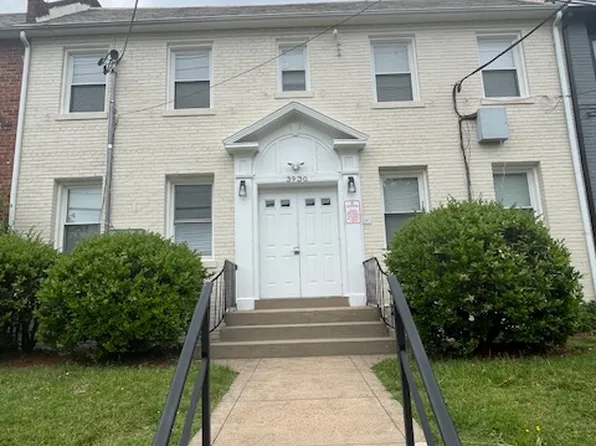 3930 10th St NE APT 3, Washington, DC 20017