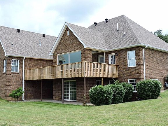 3rd image of 104 Meadow View Dr