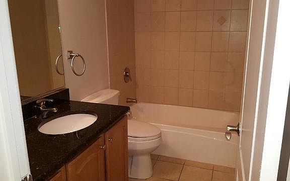 5th image of 505 Kenilworth Ave APT 10