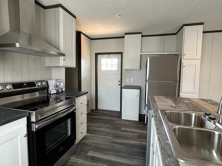 15538 Touriel Rd #45 — Photo 5