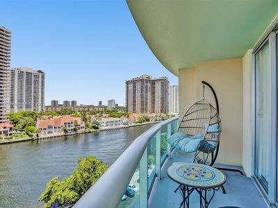 19390 Collins Ave APT 915, Sunny Isles Beach, FL, 33160