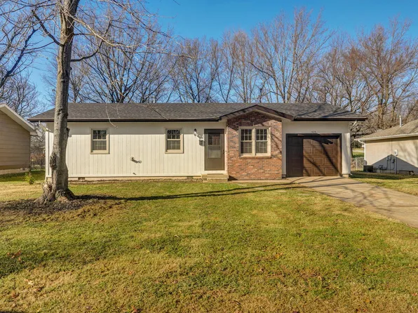 535 N Forest Lane, Republic, MO 65738