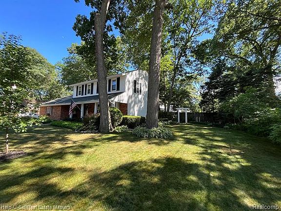 2nd image of 2506 Brandywine Ln