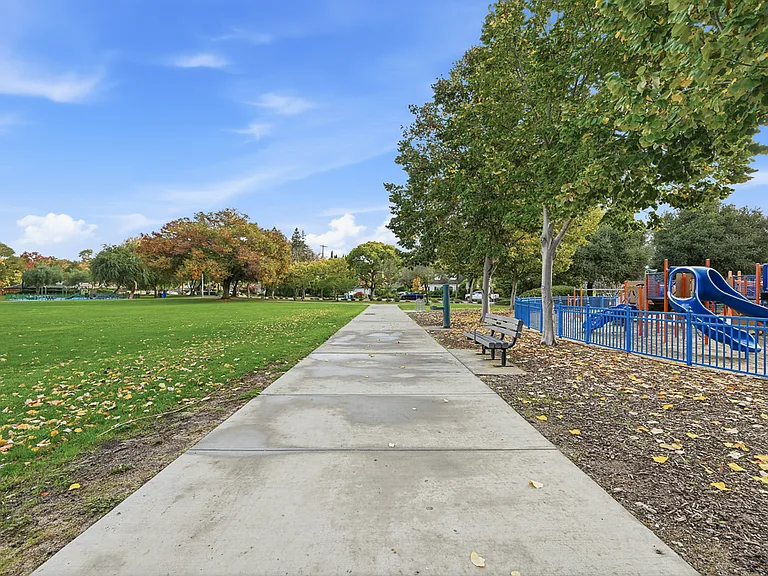 20 Kent Pl — Photo 113