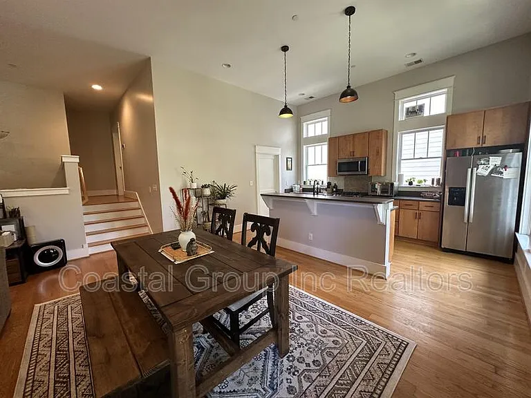 4635 Pleasant Ave #D — Photo 9