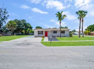 700 W 36th St, Riviera Beach, FL 33404
