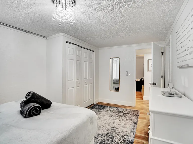 311 SE 3rd Ave — Photo 52