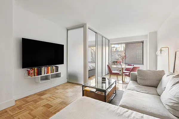 Rented by Compass | media 11