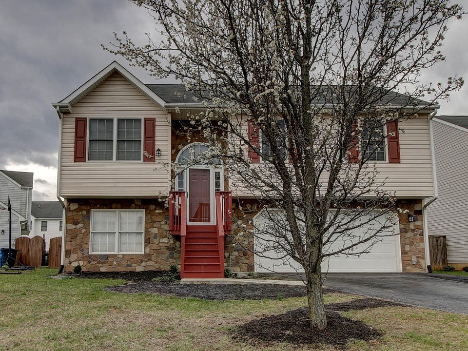 1st image of 4307 Oakleaf Dr NW