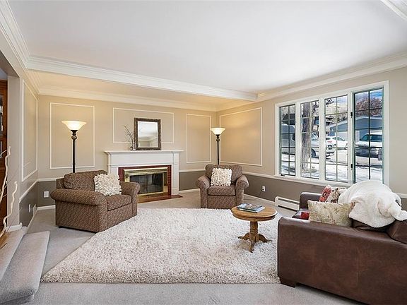 3rd image of 3008 Macona Ln